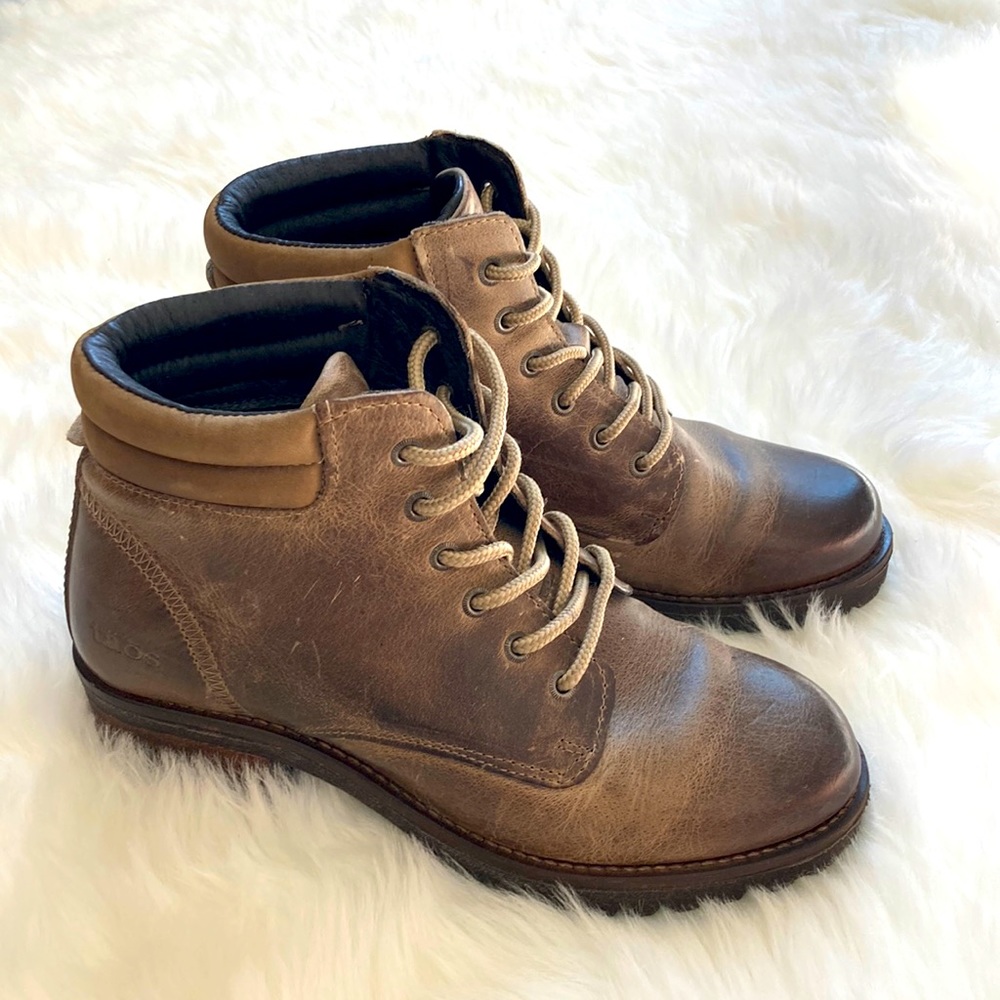 Taos Rebel ankle boots